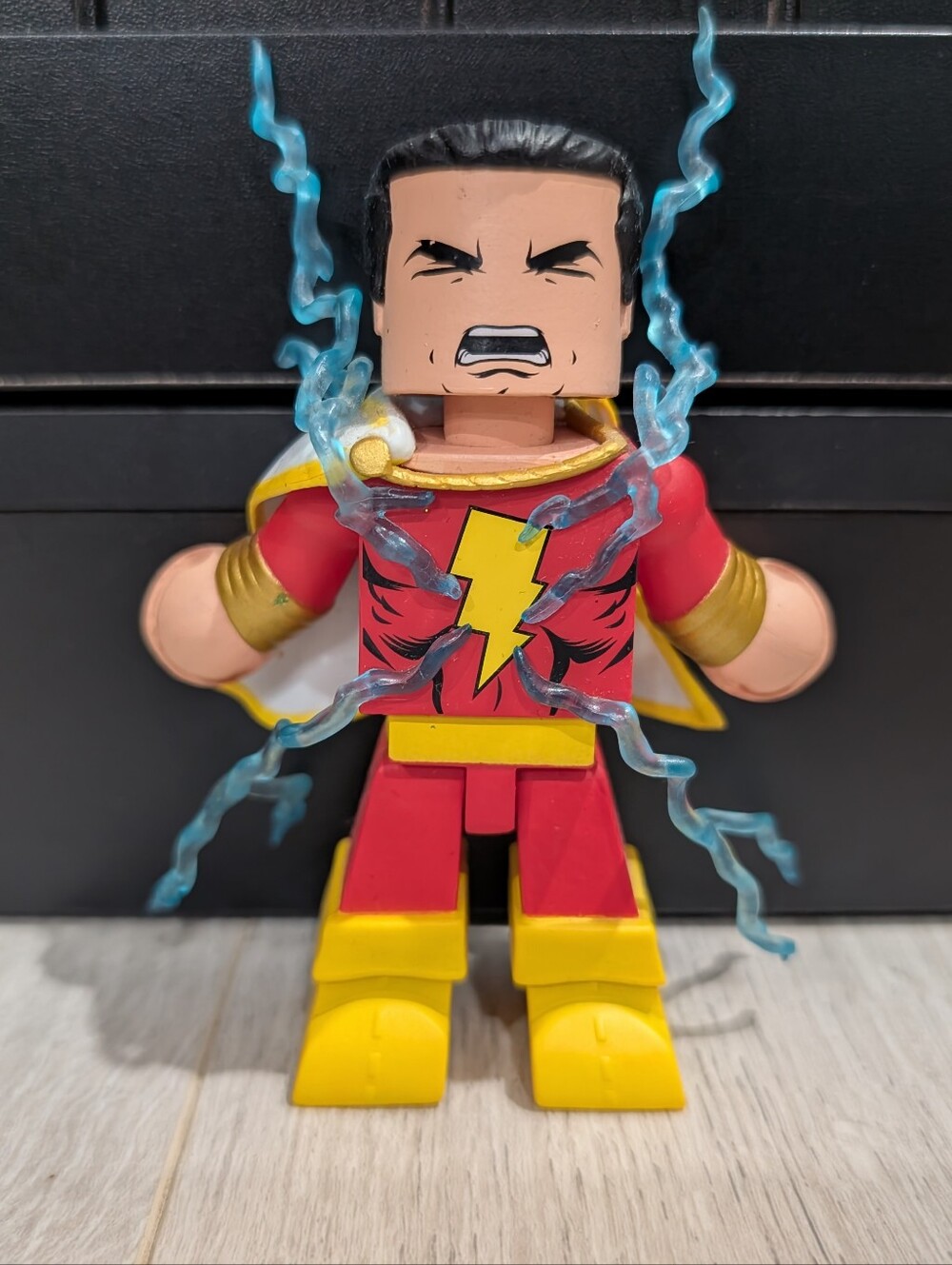 DC Comics Shazam Figure